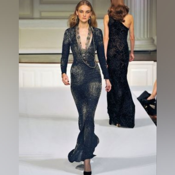 $12,990 OSCAR DE LA RENTA BLUE CRYSTAL BEAD FIREWORKS RUNWAY GOWN 6 - Picture 3 of 16